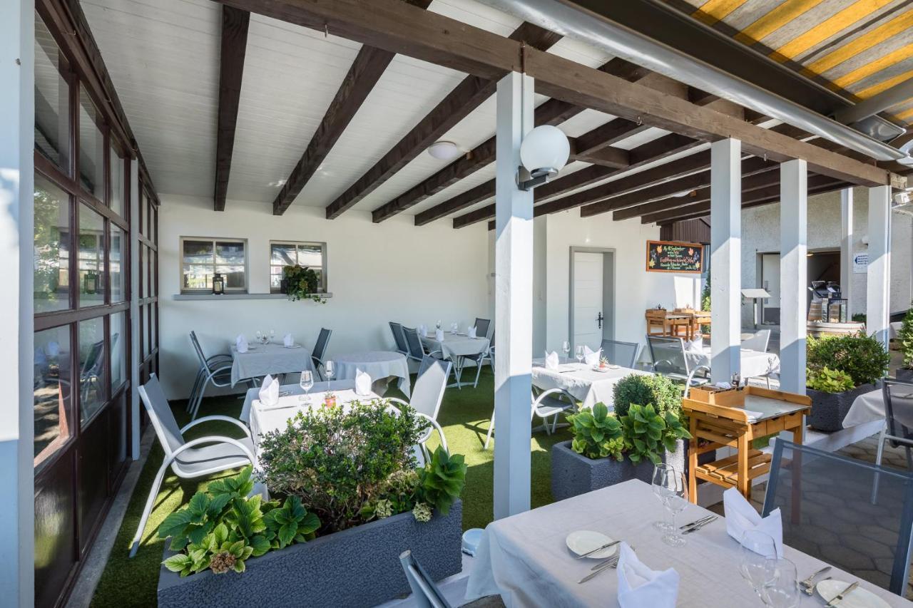 Hotel Baeren Suhr Άαραου Εξωτερικό φωτογραφία