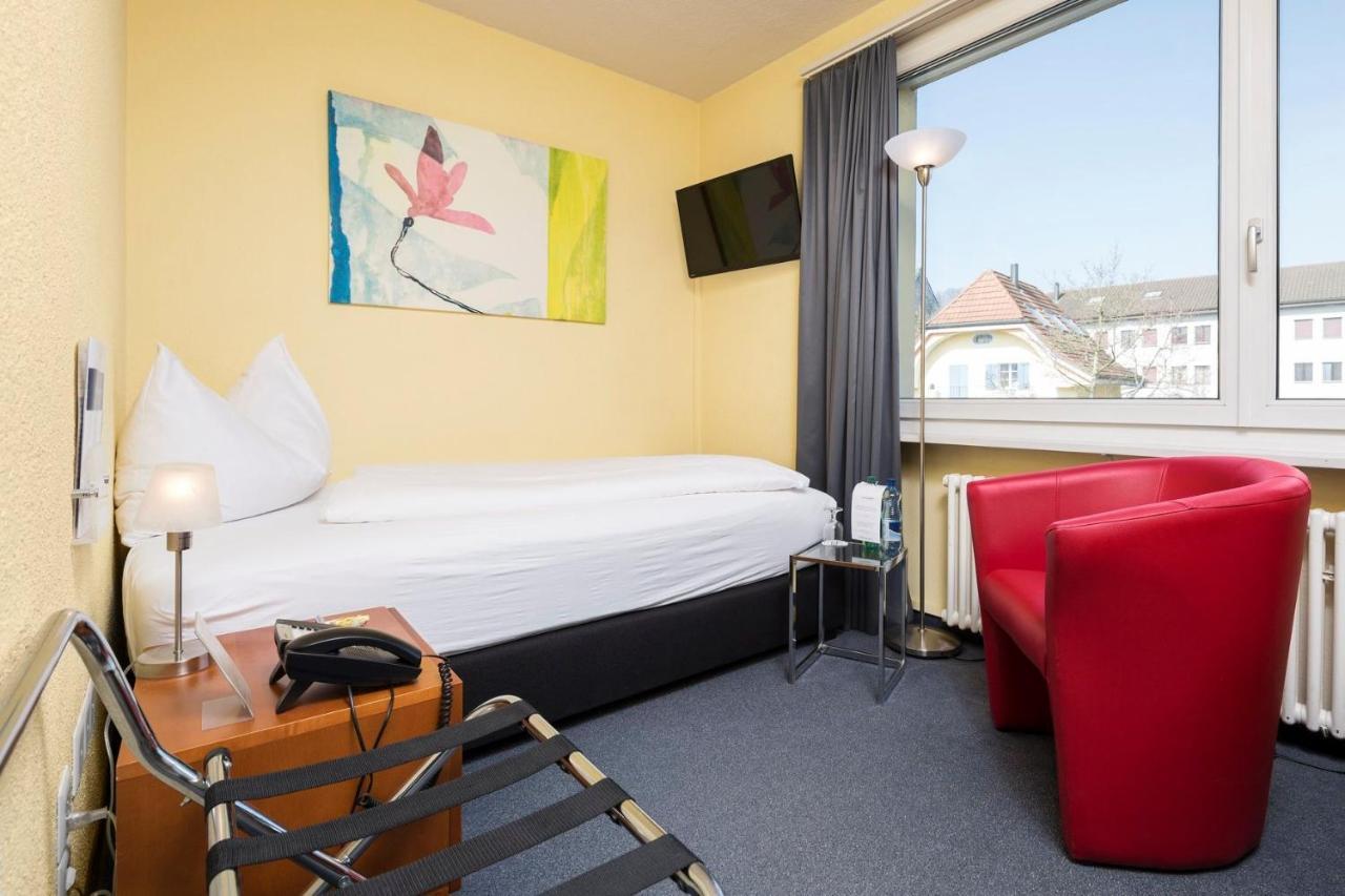 Hotel Baeren Suhr Άαραου Εξωτερικό φωτογραφία